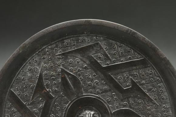 chinesemirrorwithshancharactersmountaindesign三山镜