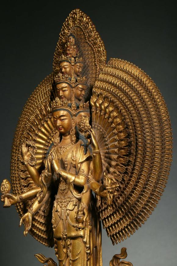 铜鎏金千手观音