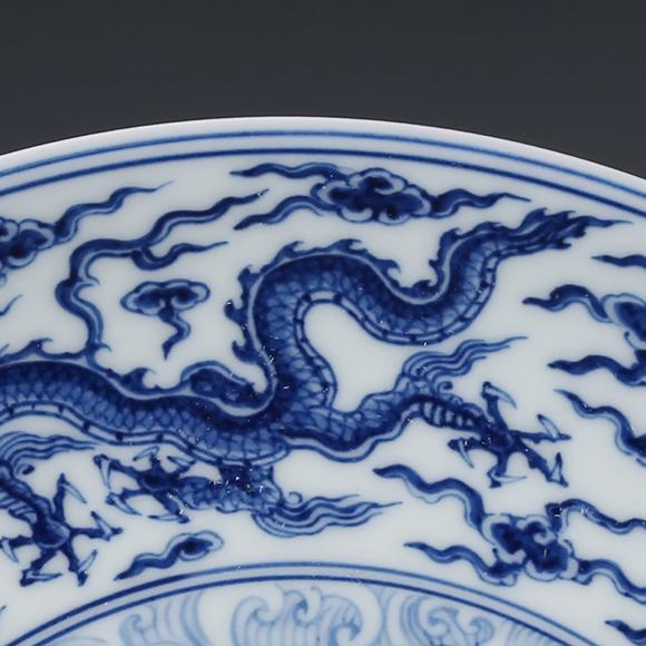 明成化青花海水龙纹盘achineseblueandwhitedragonpatternporcelain