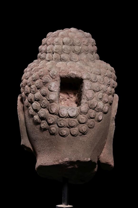 mega international auction明以前红砂石释迦摩尼佛首