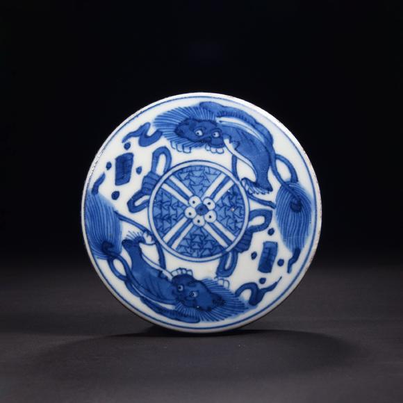 华艺国际明万历 青花狮子绣球镇纸