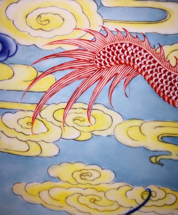 海水龙纹青花粉彩瓷板画achineseblueandwhitefamilleroseporcelain