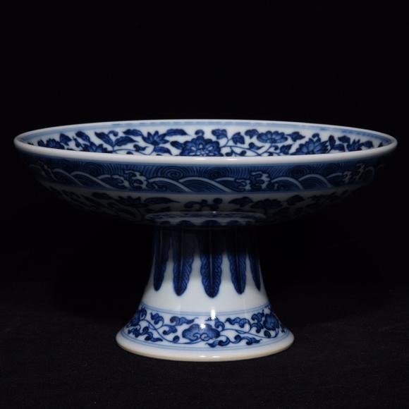 乾隆青花龙纹高足盘achineseblueandwhitedragonpatternporcelain