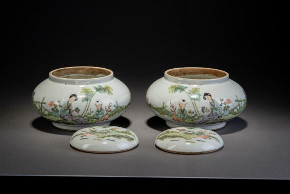 清末罗仲林人物诗文盖罐一对