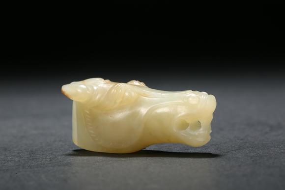 hetianjadehorseheadhandynasty汉代和田玉马头