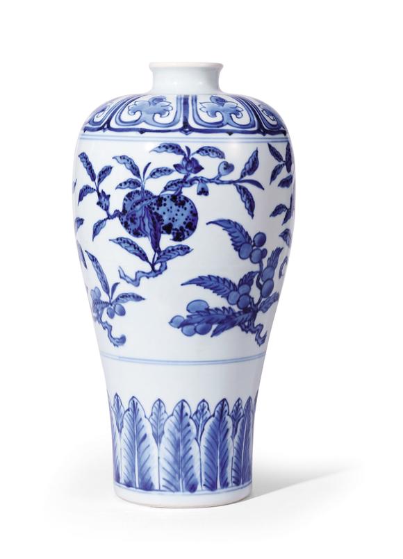 清雍正青花折枝花果纹梅瓶 清雍正青花折枝花果纹梅瓶估价 清雍正青花折枝花果纹梅瓶高清大图 易拍全球北京大羿骨董 重要中国瓷器工艺品拍品介绍 清雍正青花折枝花果纹梅瓶 清雍正青花折枝花果纹梅瓶估价 清雍正青花折枝花果纹梅瓶高清大图 易拍全球北京大羿骨董 重要中国瓷器工艺品拍品介绍