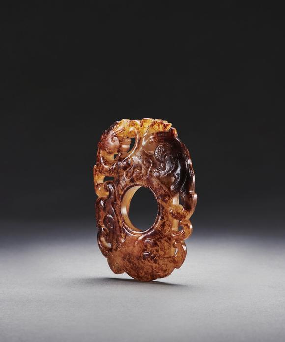 清代白玉龙纹韘形佩