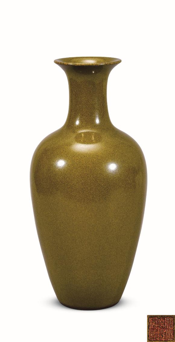 清乾隆茶叶末釉莱菔瓶