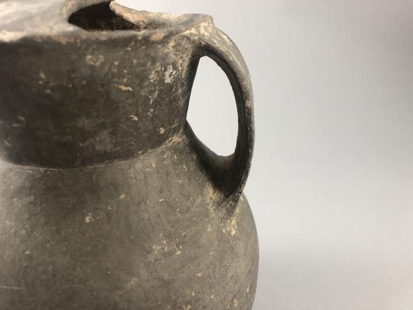 新石器時代齊家文化約公元前20501700年黑陶銴耳盉adarkgreypottery