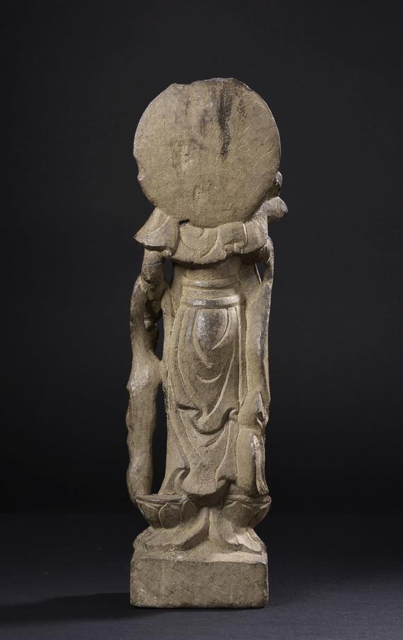 宋石雕净瓶观音立像