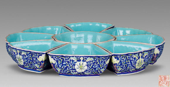 清兰地粉彩福寿九子碗