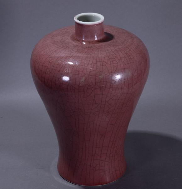 ancientchineseredglazedplumbottle中国古代红釉梅瓶