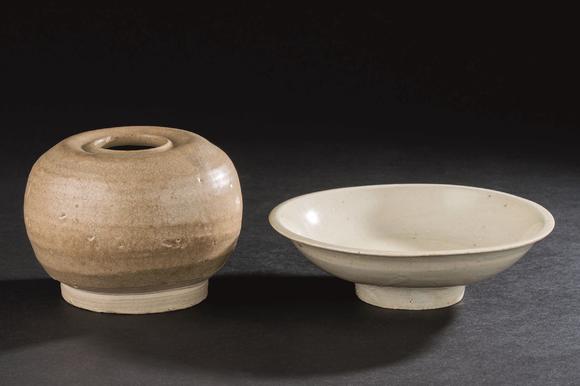 宋代9601279越窑水盂定窑盘二件一组